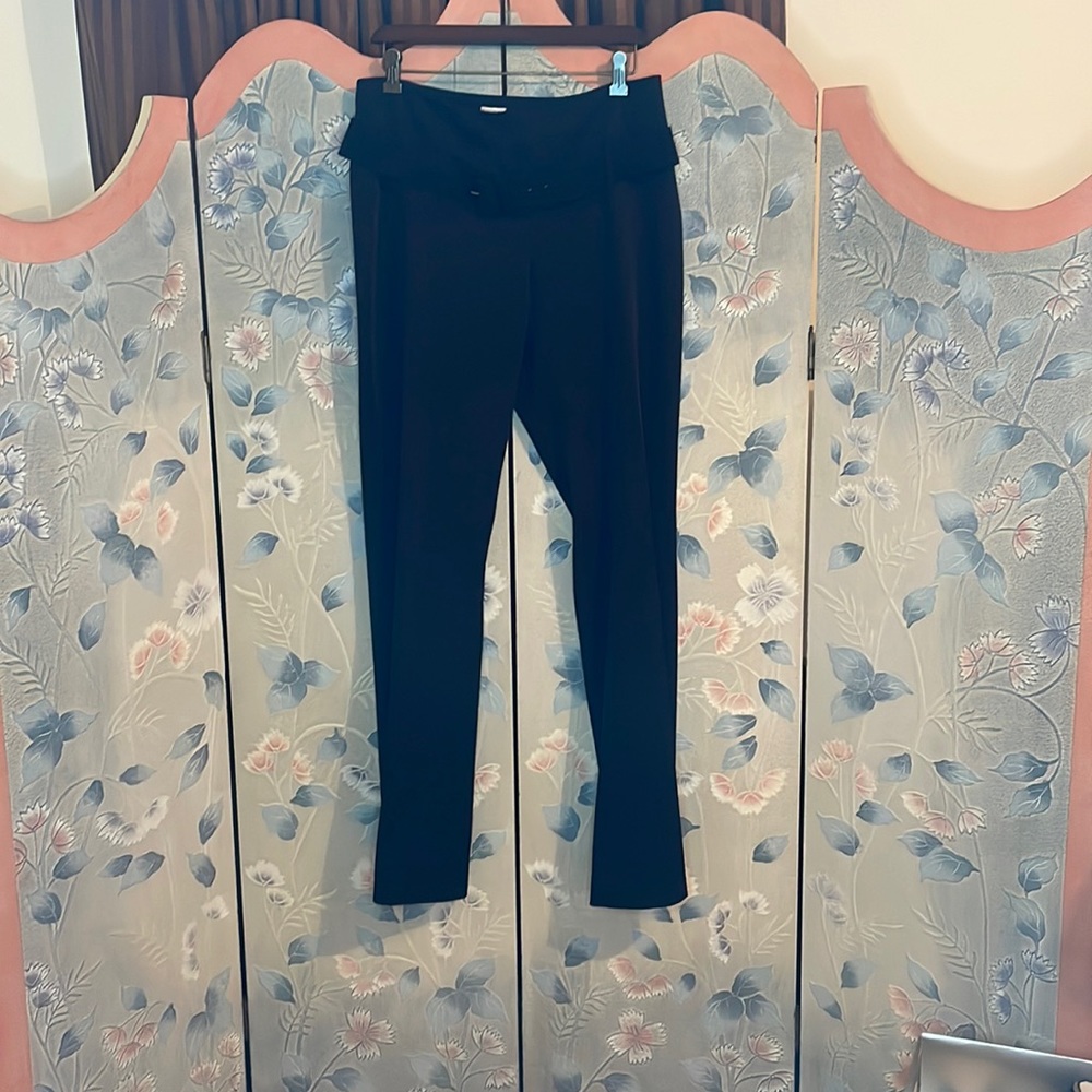 Cache black pants with belt